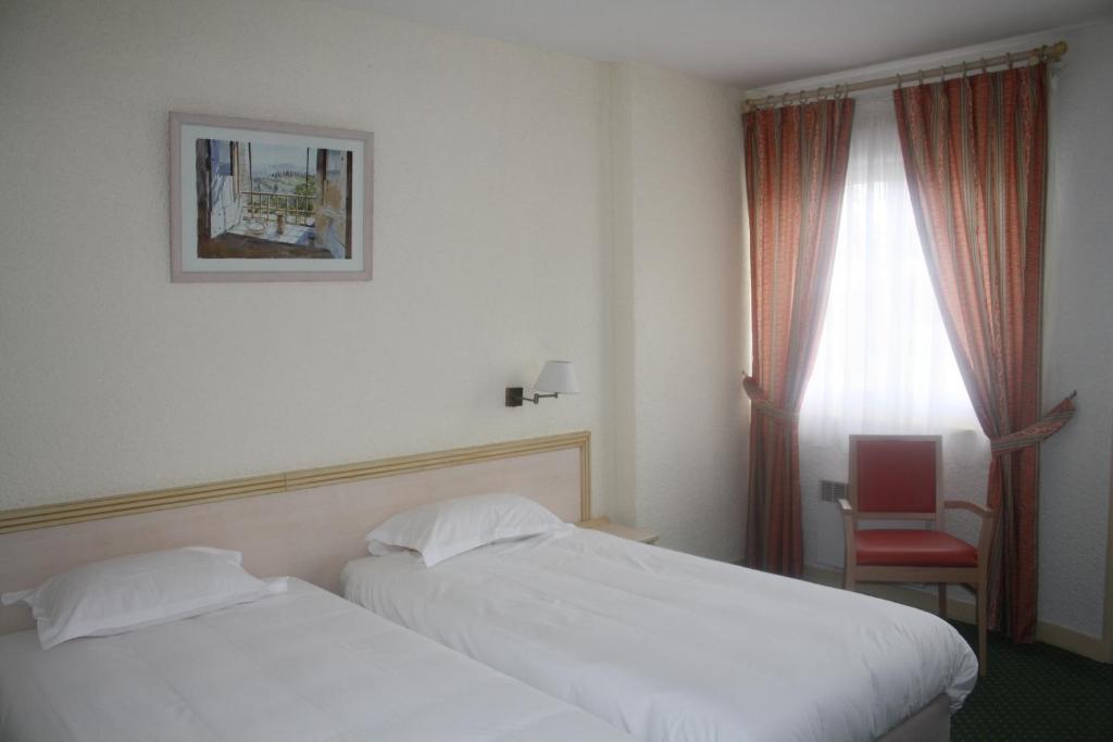 Le Charollais Motel Restaurant Contact-Hotel Vitry-en-Charollais Номер фото